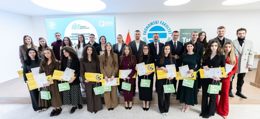 Awards were presented to the 28 best students of the Faculty of Economics