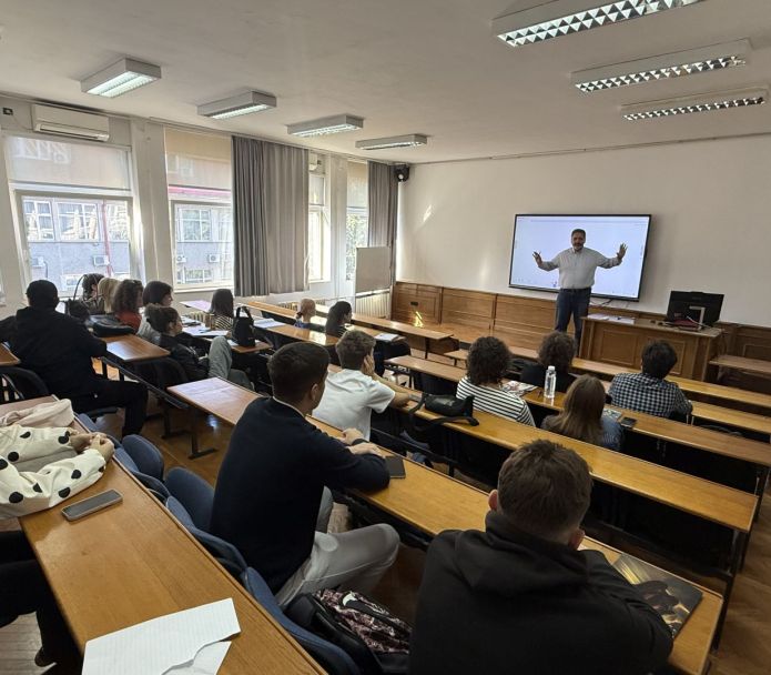 Prof. Aleksandar Tomić from Boston College Lectures MONTEB Students on the Cost of Taxation